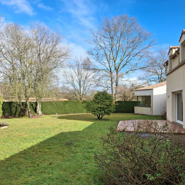 Diagnostic paysager avec ambiances, végétaux, croquis et plans pour aménager et valoriser des jardins faciles et écologiques à basse goulaine, vertou, rezé...